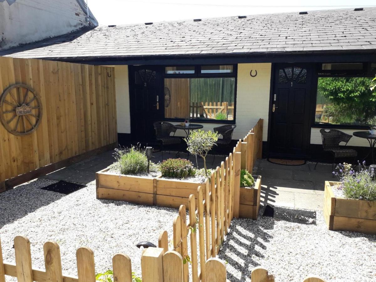 Long Melford Accommodation, Old Stables Exterior photo